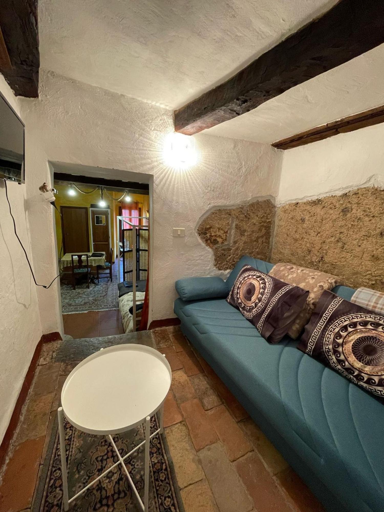 Dimora Della Rupe Apartment Pitigliano Exterior photo